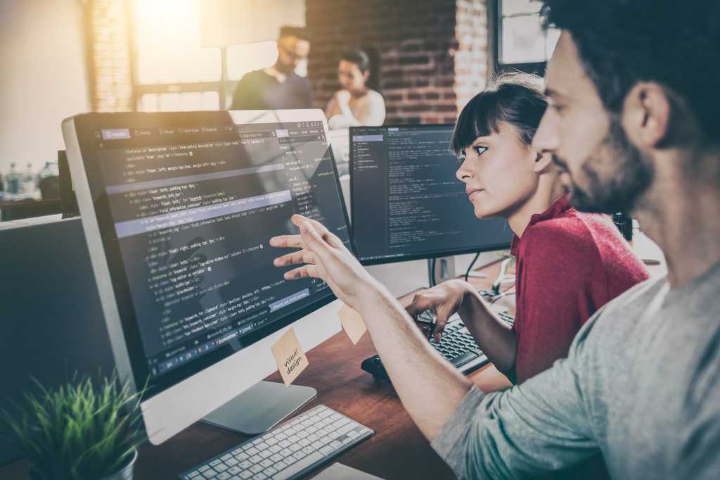 Desenvolvedores adotando o desenvolvimento de API primeiro, diz pesquisa