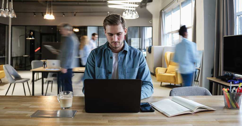 Java 25 para alterar os comportamentos de operação do arquivo do Windows