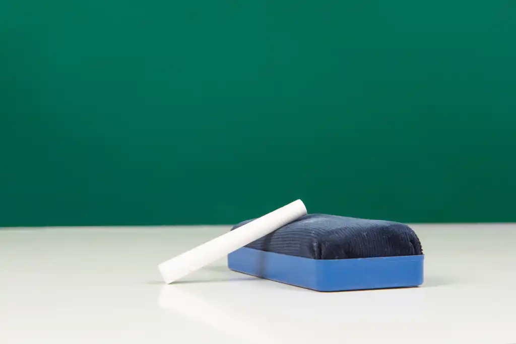 TypeScript sobe de nível com remoção de tipo
