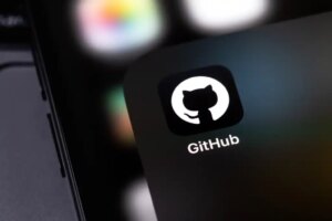 GitHub admite grande vazamento de código-fonte após violação de 3.800 repositórios internos
