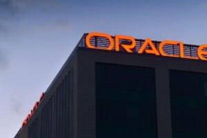 Oracle expande Cloud@Customer com novo serviço de banco de dados para cargas de trabalho de médio porte