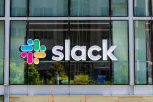 Salesforce quer mover a codificação de IA para um espaço de trabalho compartilhado com Slack Code