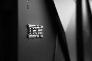 Bob, da IBM, quer entrar: agente disponível para implantação local