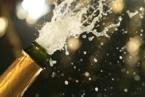 Abra o champanhe, Python 3.15 está aqui!